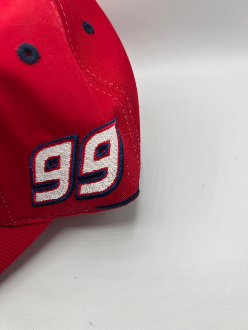 superdown Red and White Racing Cap - Picture 6 of 10